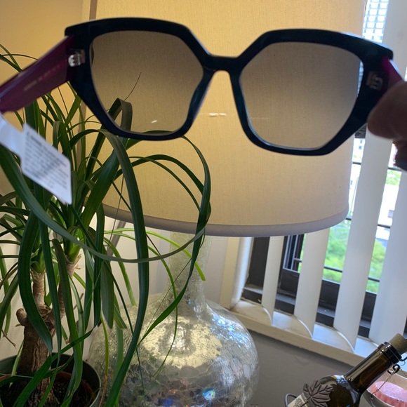 Authentic MCM star Studs 55 acetate Colorblock sunglasses - Picture 10 of 15